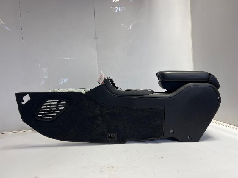 2007 - 2012 GMC Acadia Center Console Assembly Black (19I) OEM 20935400
