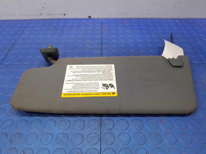 2013 Ford F-150 Sun Visor