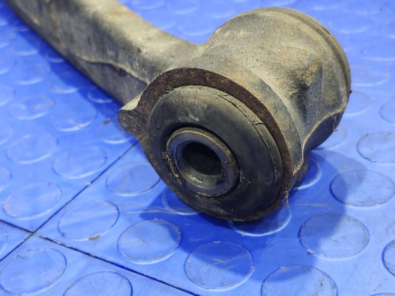 2010 Chevrolet Tahoe Lower Control Arm Front