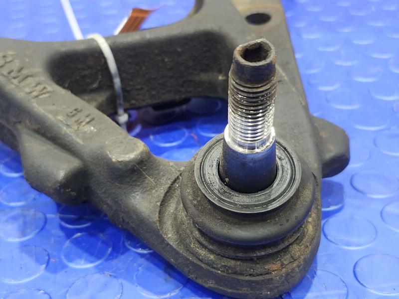 2010 Chevrolet Tahoe Lower Control Arm Front