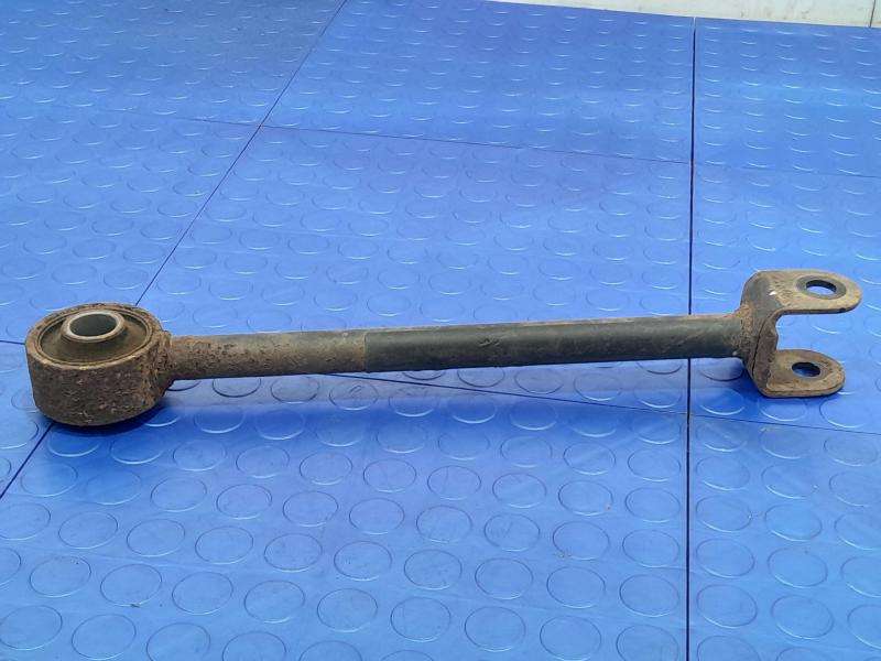2012 Kia Sorento Lower Control Arm Rr