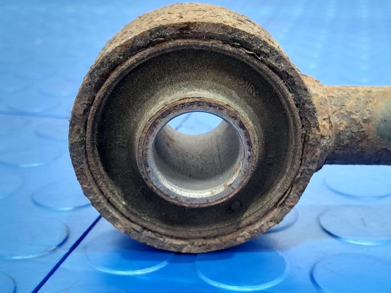 2012 Kia Sorento Lower Control Arm Rr