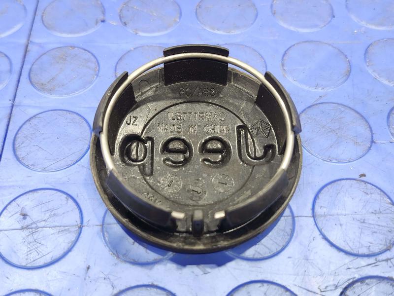 2011-2020 Jeep Grand Cherokee Alloy Wheel Center Cap Genuine OEM 1LB77TRMAC