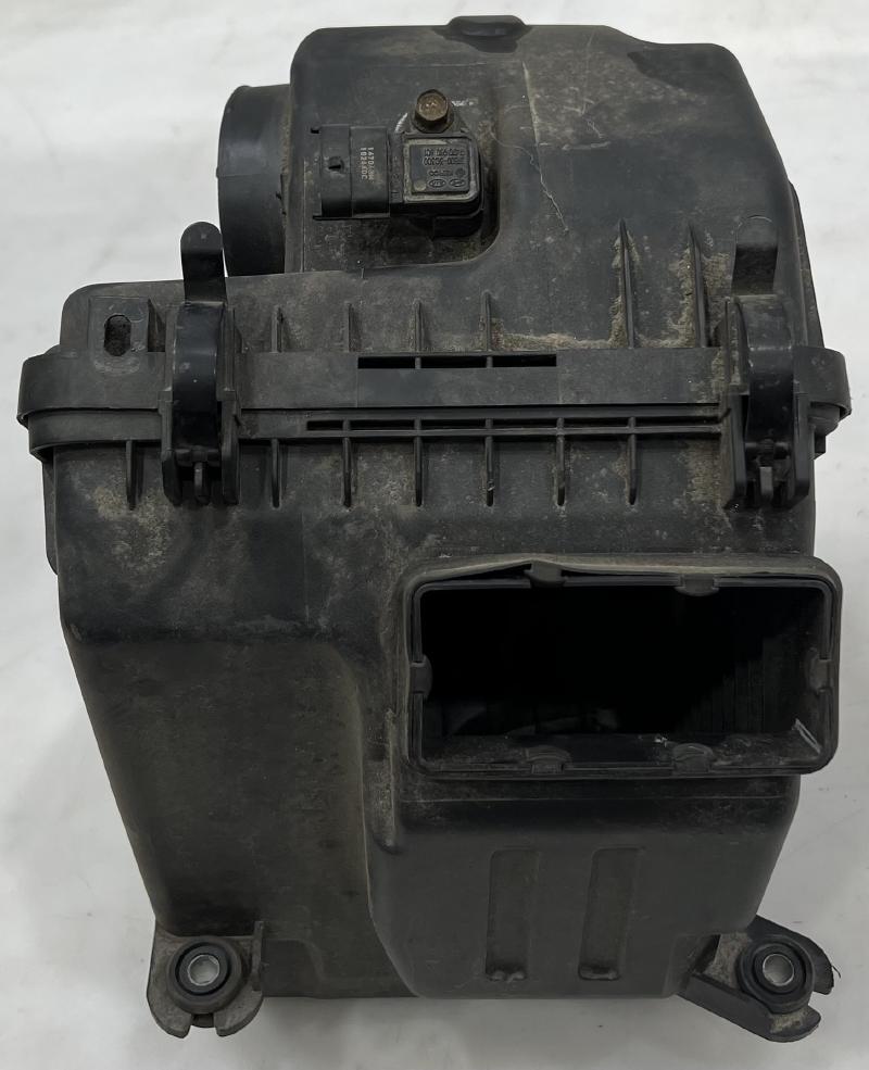 2012 Kia Sorento Air Cleaner