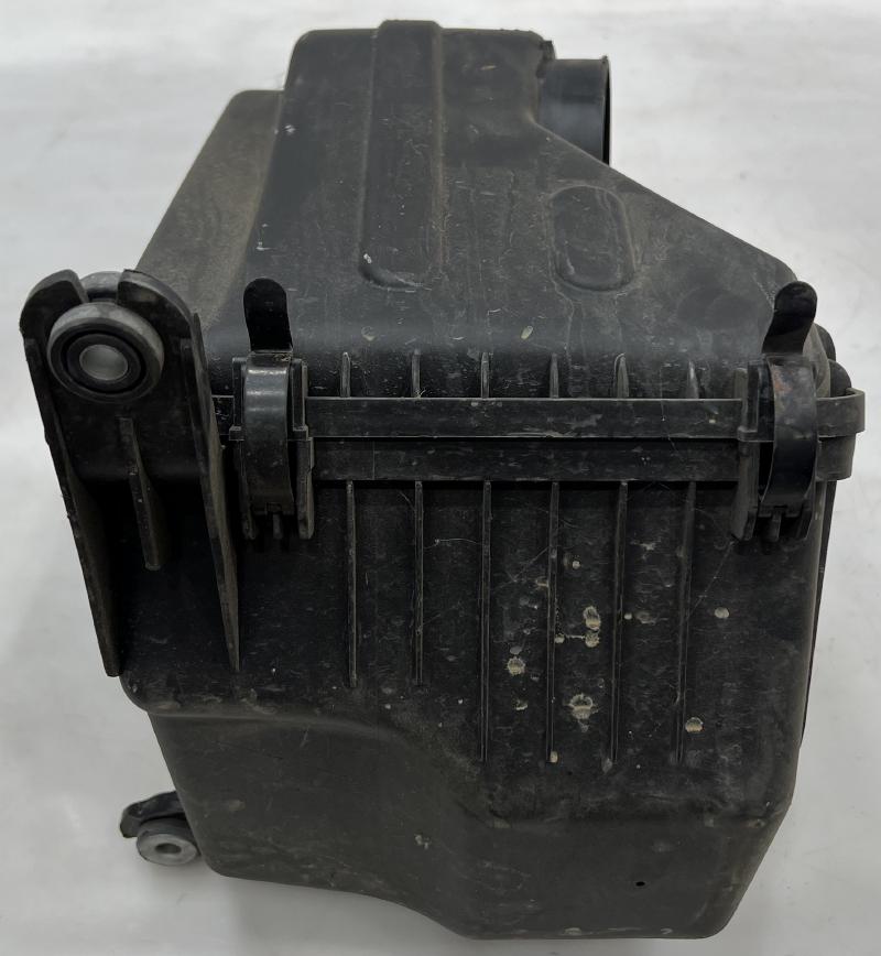 2012 Kia Sorento Air Cleaner