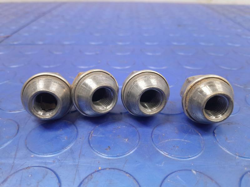 2021 Ford EcoSport Lug Nuts