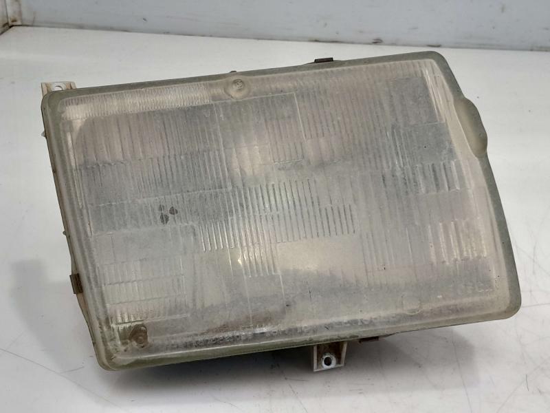 1990 Mercedes 420SEL Headlamp Assembly