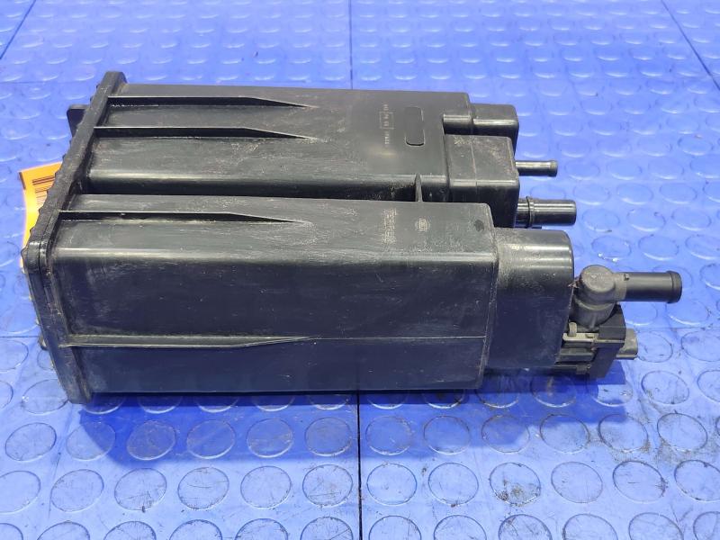 2013 Nissan Pathfinder Evaporator Canister