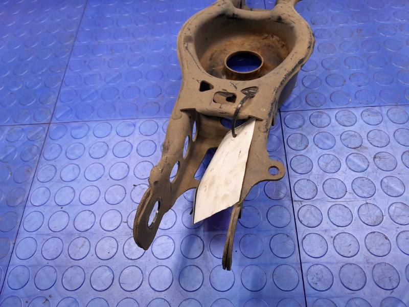 2013 Cadillac ATS Lower Control Arm Rr