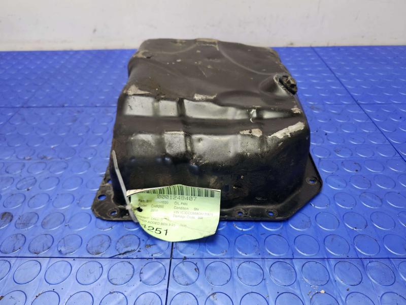 2016 Chrysler 200 Oil Pan
