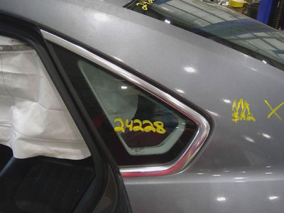 2014 Volkswagen Passat Quarter Glass/Window