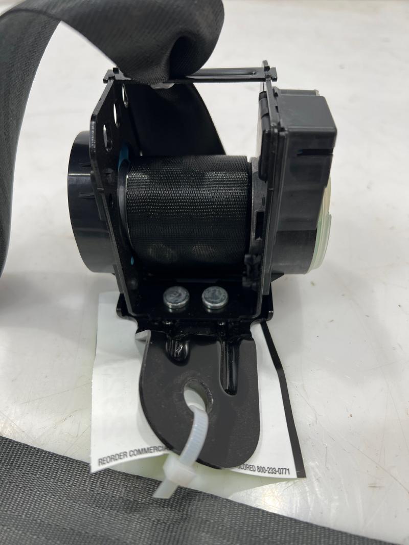 2014 Hyundai Veloster Rear Seat Belt