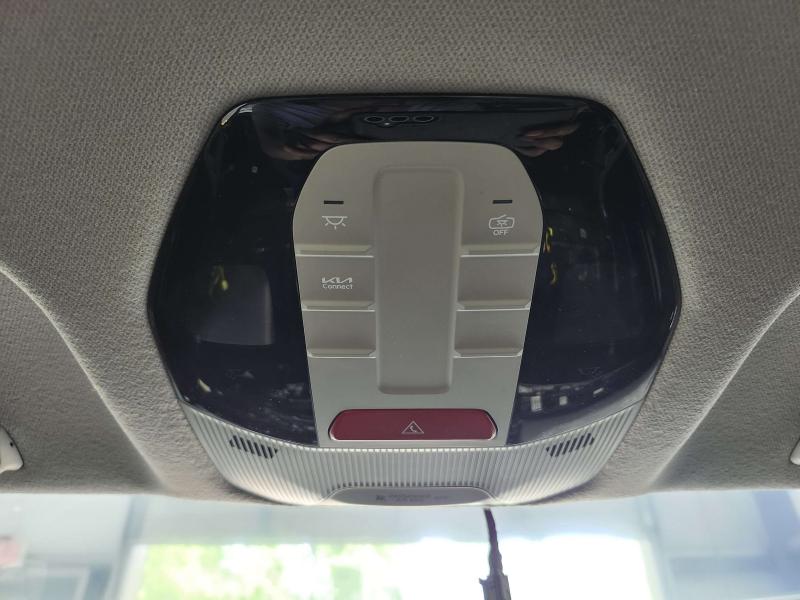 2025 Kia K4 Front Console