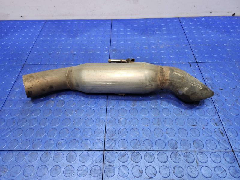 2016 Kia Sedona Muffler