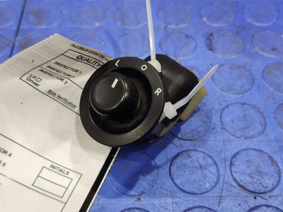 2014 Dodge Challenger Door Switch Front