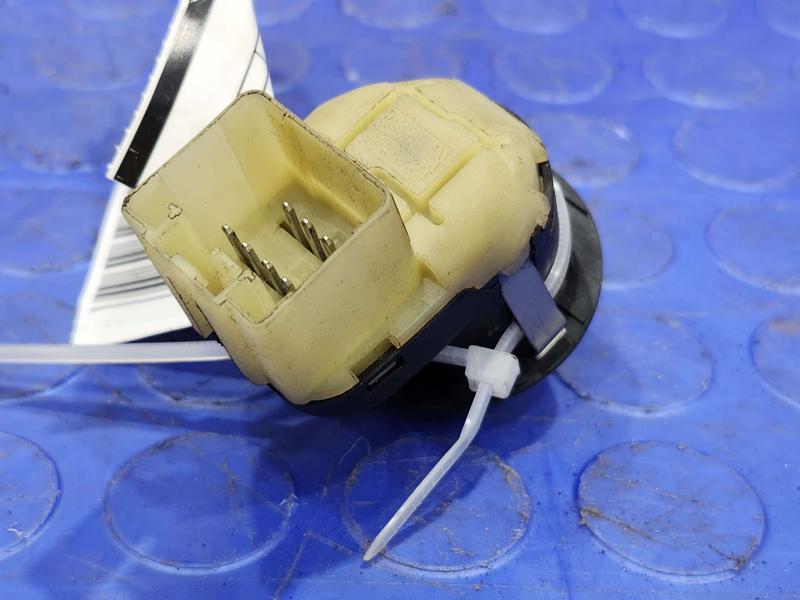 2014 Dodge Challenger Door Switch Front