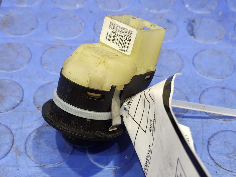 2014 Dodge Challenger Door Switch Front
