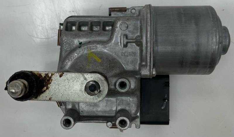 2020 Ford EcoSport Wiper Motor Front