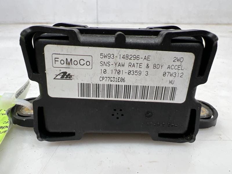 2007 - 2009 Jaguar XK Yaw Rate Stability Control Module OEM 5W9314B296AE