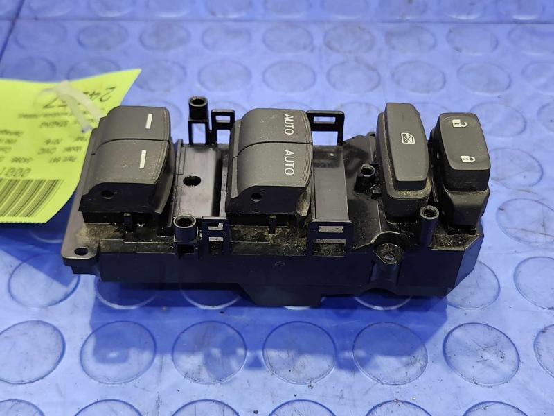 2016 Honda Civic Door Switch Front