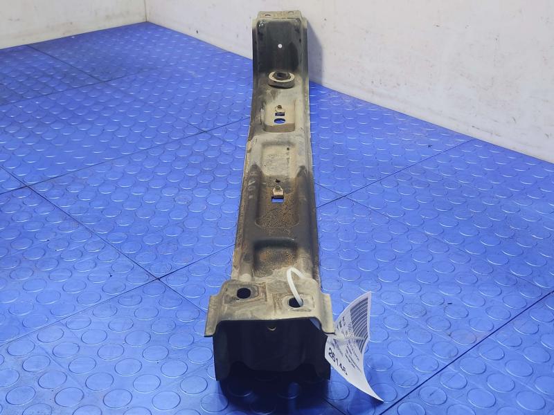 2003 Lincoln Town Car Radiator Support