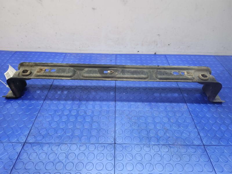 2003 Lincoln Town Car Radiator Support