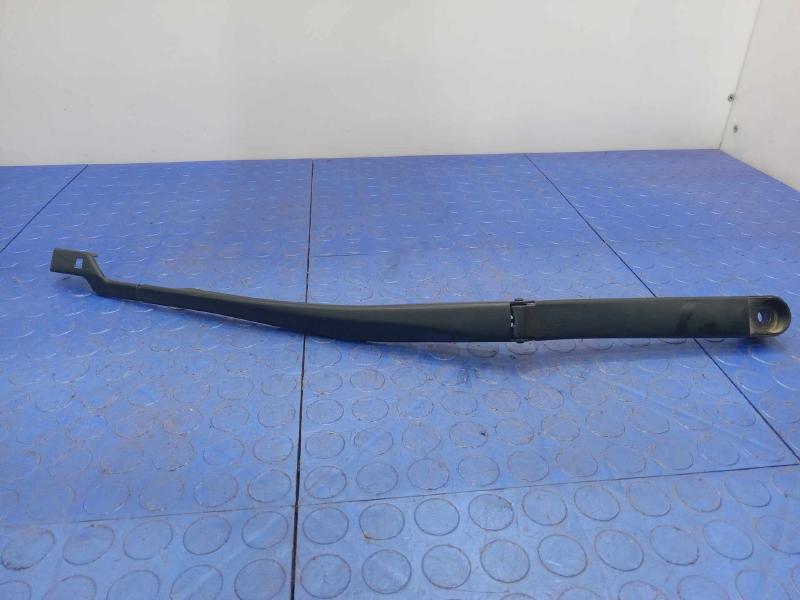 2014 Cadillac CTS Wiper Arm