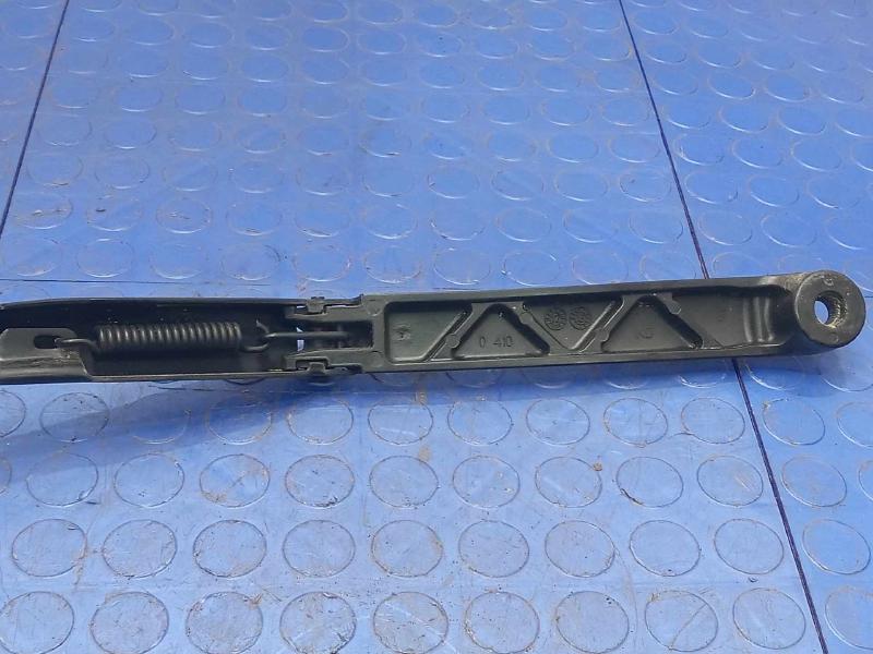 2014 Cadillac CTS Wiper Arm