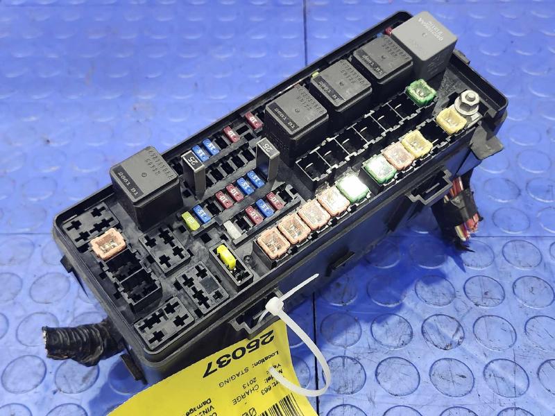 2013 Dodge Charger Unified Body Wiring Fuse Box Junction Block OEM 68155288AB