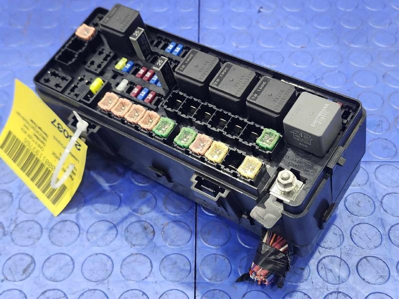 2013 Dodge Charger Unified Body Wiring Fuse Box Junction Block OEM 68155288AB