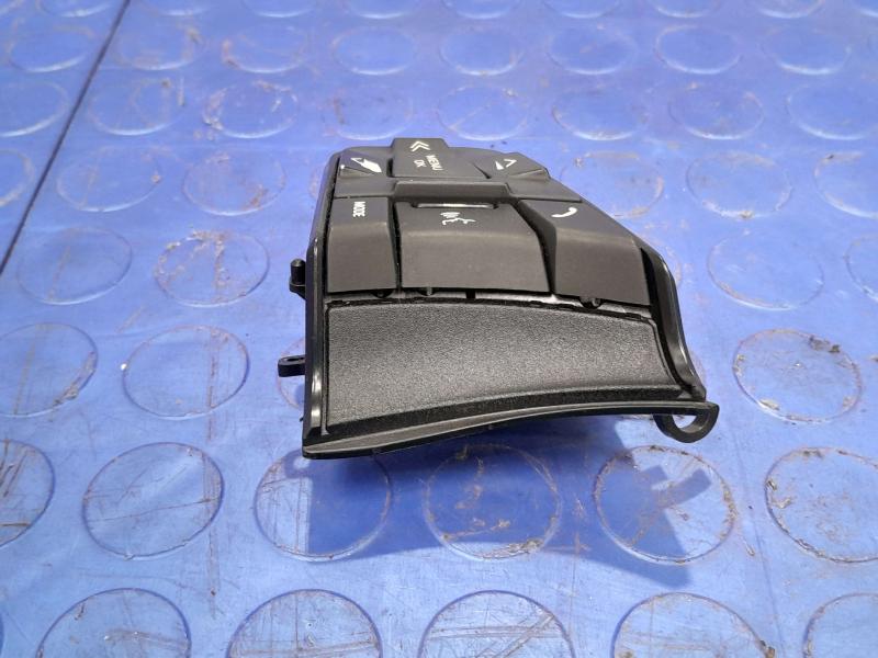 2018 Jaguar XE Combination Switch