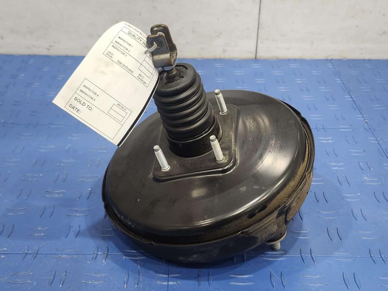 2013 Toyota Yaris Power Brake Booster