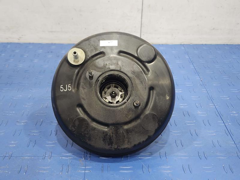 2013 Toyota Yaris Power Brake Booster