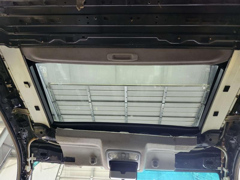 2003 Toyota 4Runner Roof Glass (Glass Only)