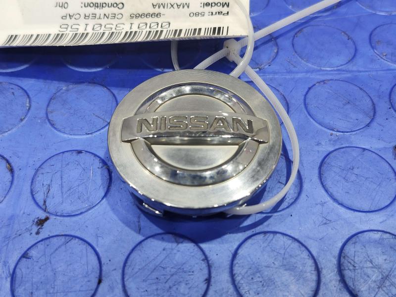 2018 Nissan Maxima Center Cap