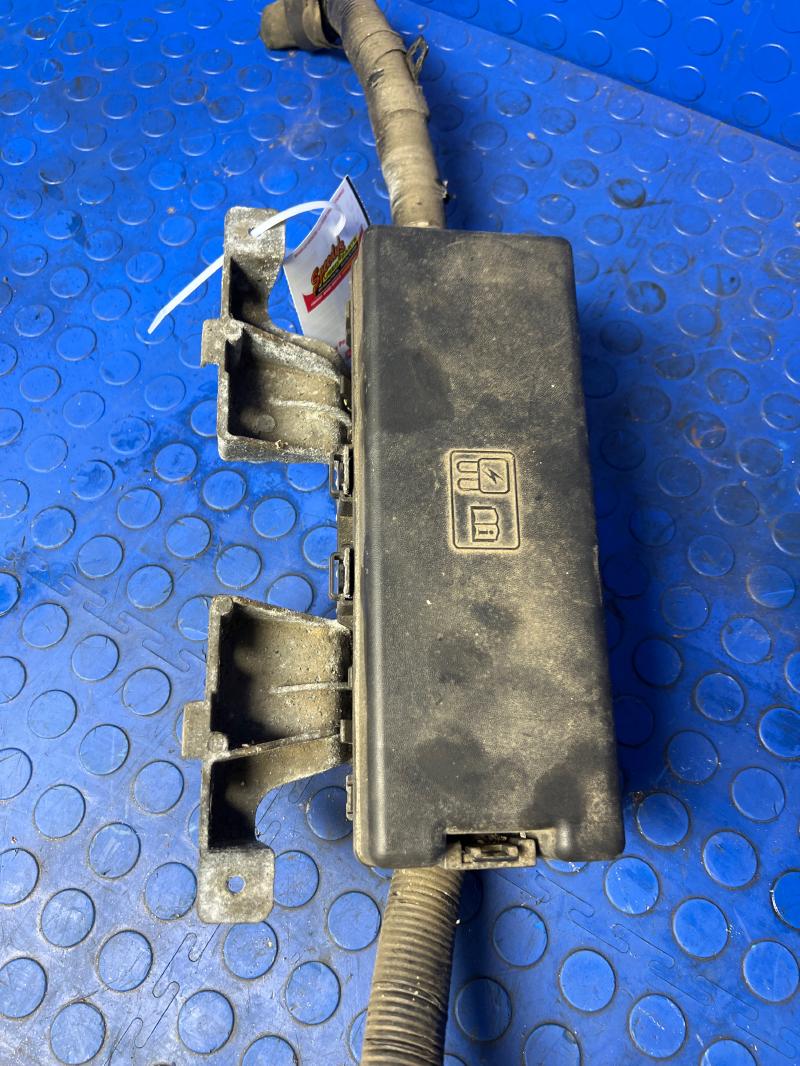 2007 2008 Ford Expedition Navigator Fuse Box Engine Compartment OEM