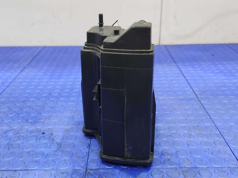 2010 Mazda Mazda3 Evaporator Canister