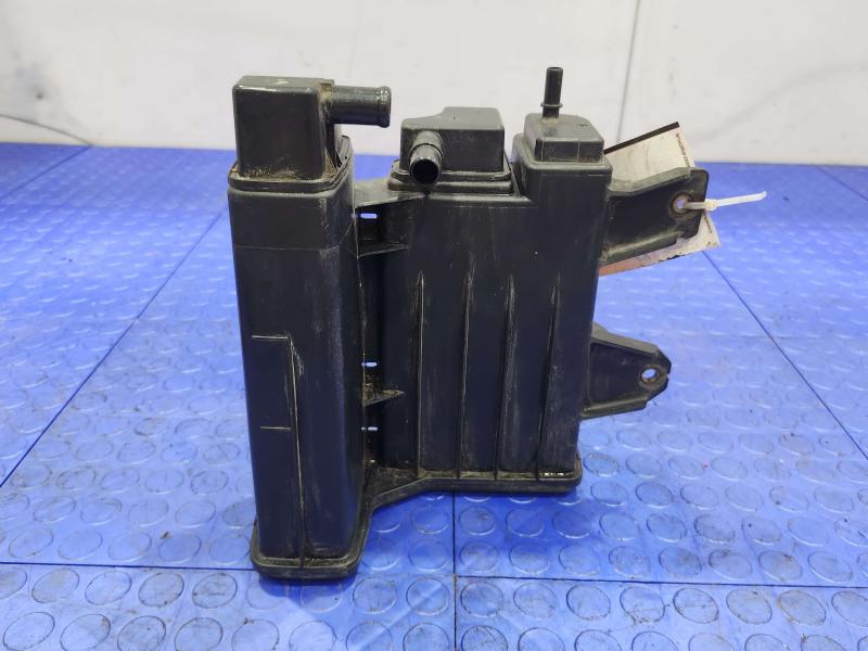2010 Mazda Mazda3 Evaporator Canister
