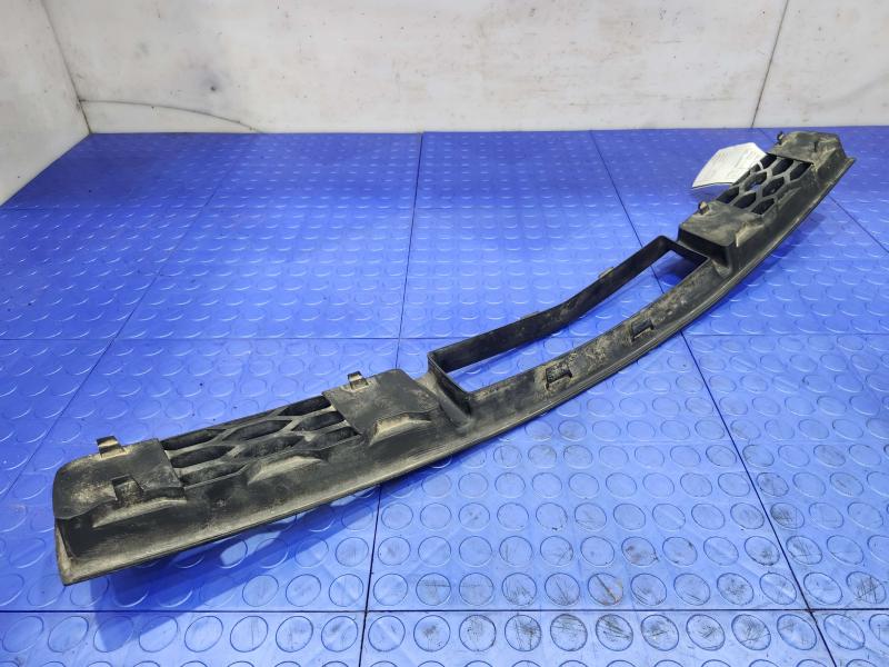 2006 Ford Mustang Grille