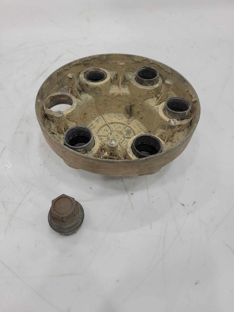 1994 GMC Sierra 1500 Center Cap