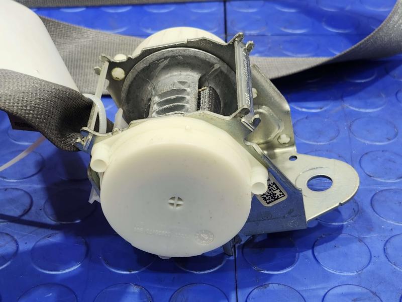 2014 Chevrolet Silverado 1500 Rear Seat Belt