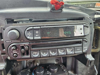 2002 Dodge Ram 1500 Audio & Visual Equip.(Radio)