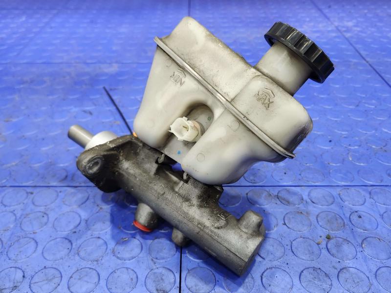 2009-2012 Ford Escape Brake Master Cylinder Assembly Genuine OEM 9L8Z2140A