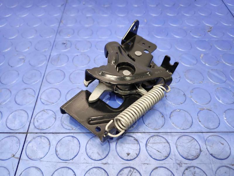2014 BMW 228i Hood Latch