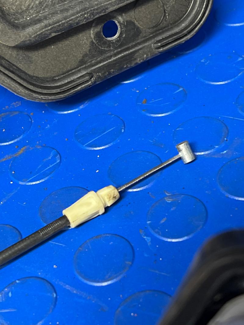 2019 Dodge Grand Caravan Front Door Regulator