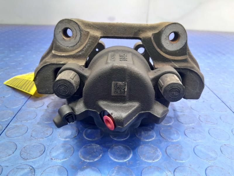 2015 BMW 328i Caliper