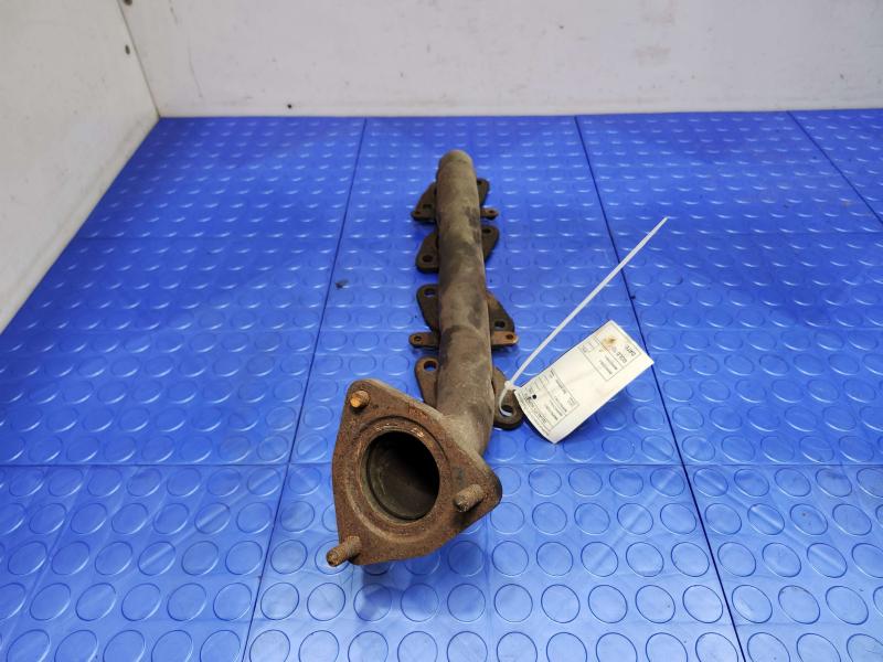 2004 Toyota Tundra Exhaust Manifold