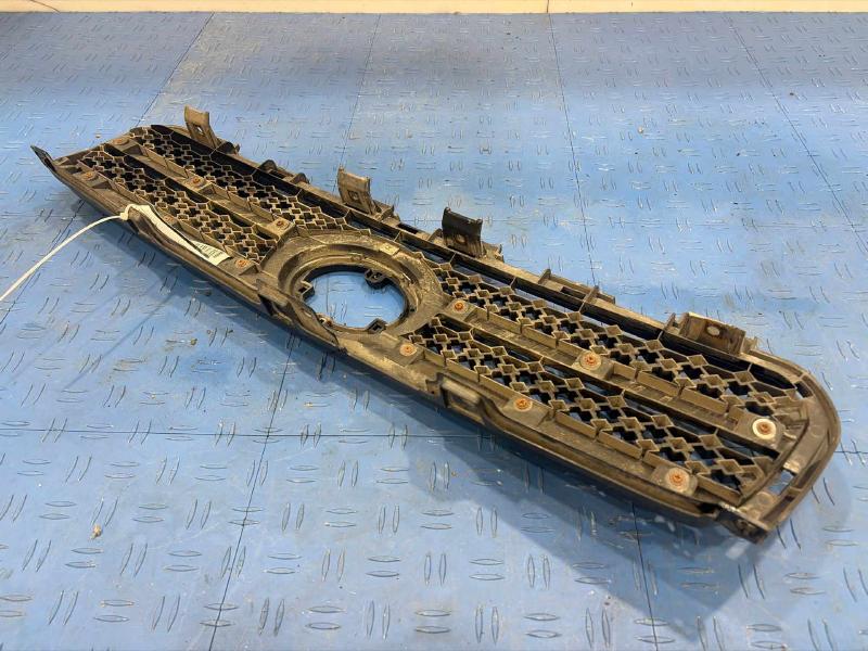2007 Toyota RAV4 Grille