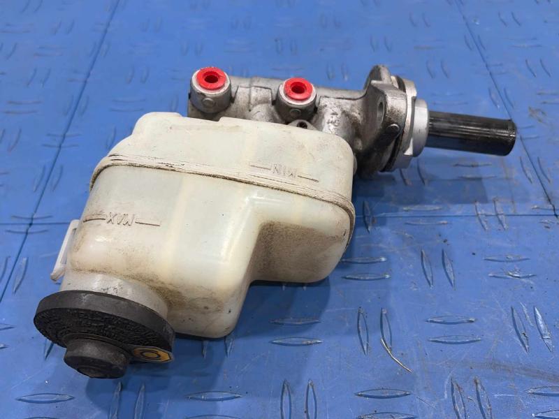 2007 Toyota RAV4 Master Cylinder