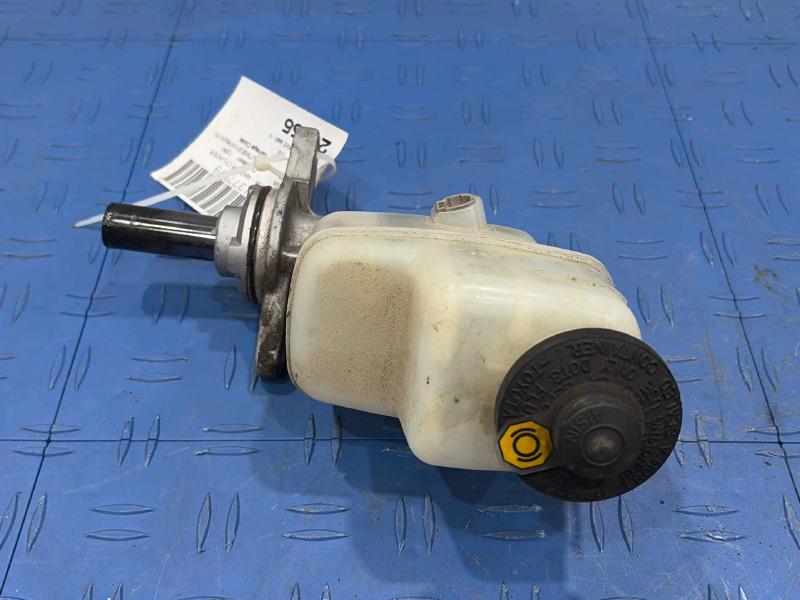 2007 Toyota RAV4 Master Cylinder